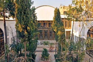 پاورپوینت معماری خانه مصورالملکی اصفهان