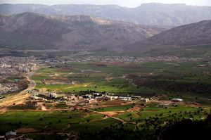 پاورپوینت تاثیر اقلیم بر معماری و بافت شهری ایلام